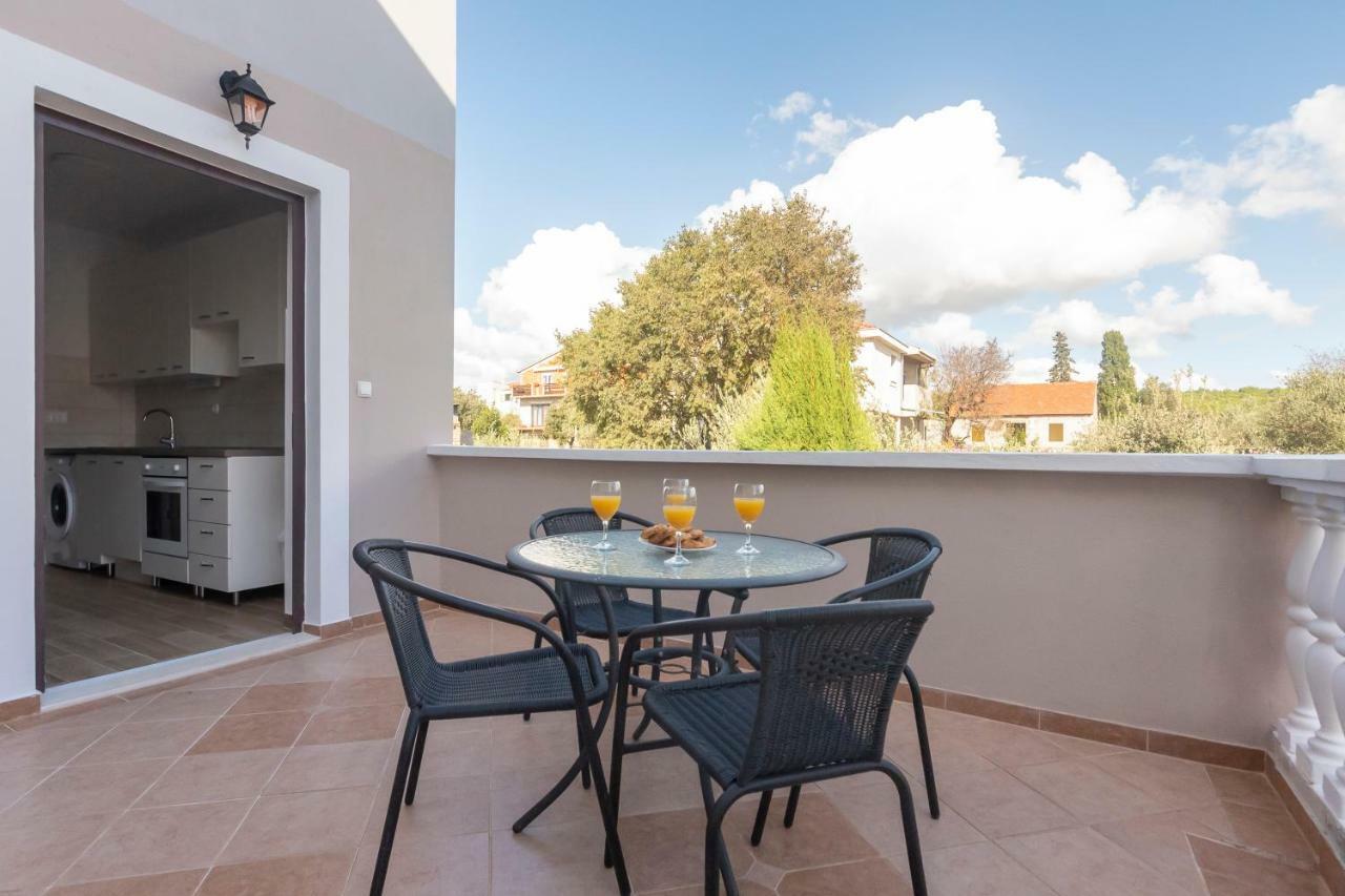 Apartman Lipotica Diklo Zadar Exterior foto